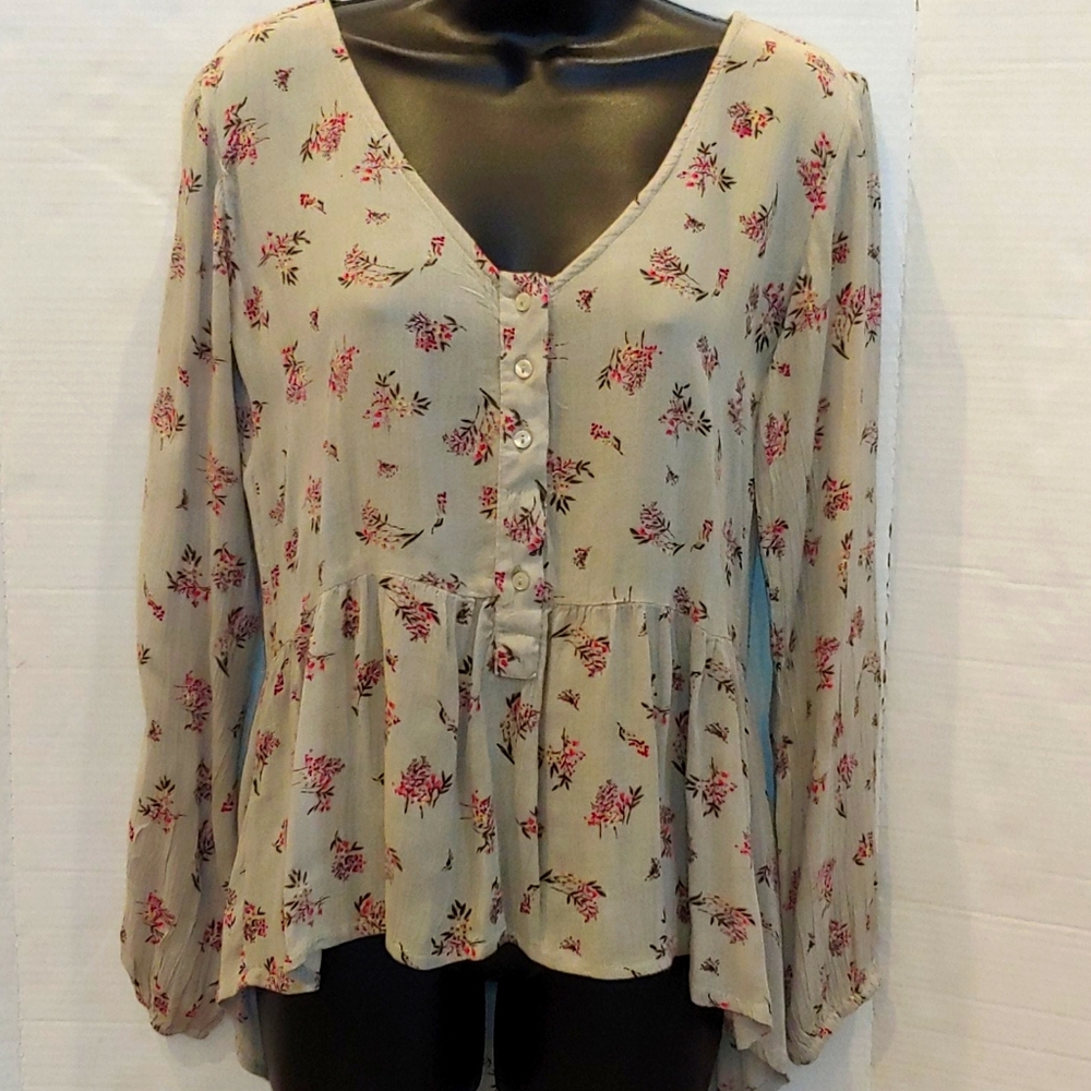Sim & Sam floral top
